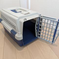 ペットキャリー　FURRARRI DOGLOO の画像