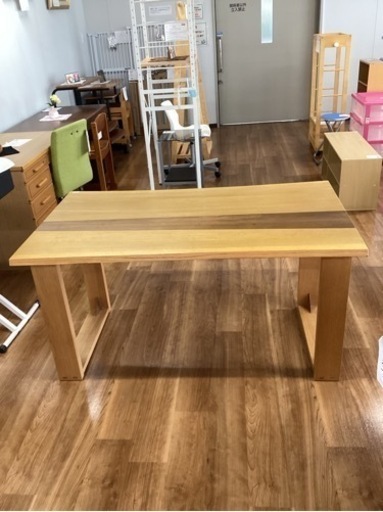 テーブル【町田市再生家具】240397