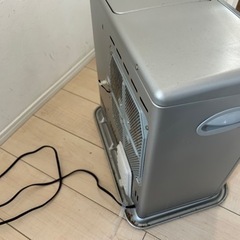 家電 季節、空調家電 ファンヒーターの画像