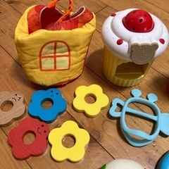 赤ちゃんオモチャセットの画像