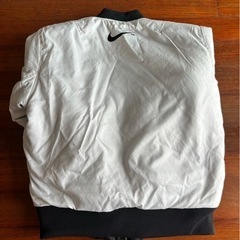 ナイキ　ビッグスウォッシュMA-1ボンバージャケット　 ジャンパー メンズ　服の画像