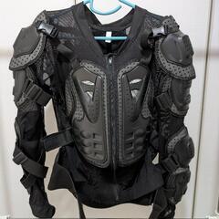 【お取り引きのお相手が決まりました】✨バイク用プロテクター＆膝当...