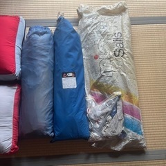 【キャンプ用品】テント、フライシート、寝袋×２、マット×２の画像