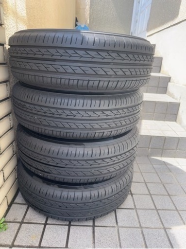 車のパーツ タイヤ、ホイール