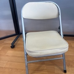 小さいイス 中古