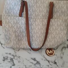 MICHEAL KORS バッグの画像