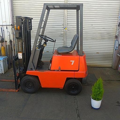 トヨタ中古リフト 0.7t車