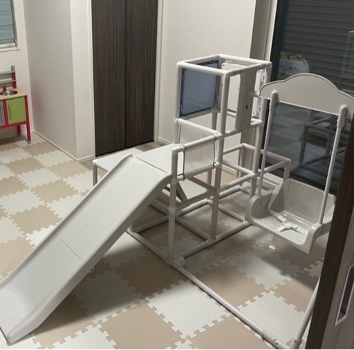 ジャングルジム