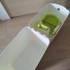 お安くしました！オムツ用ゴミ箱の画像