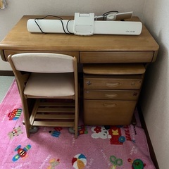 学習机セット(机、袖机、椅子、ライト、キティラグ)