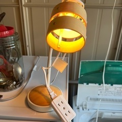 ニトリ　テーブルランプ　卓上ライト　　　美品！