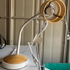 ニトリ　テーブルランプ　卓上ライト　　　美品！の画像