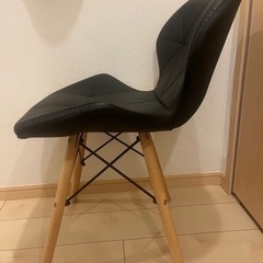 家具 椅子 ダイニングチェアの画像