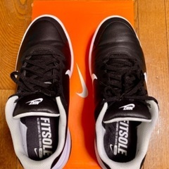 新品同様、ナイキ CT0535 001 インフィニティ NIKE...