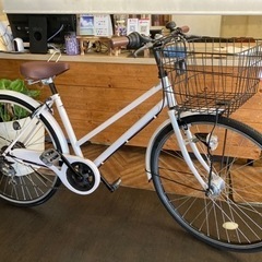 【チェーン新品！】 LEDオートライト　6段変速　26インチ自転車　ホワイト