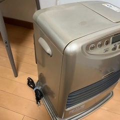 家電 季節、空調家電 ファンヒーターの画像