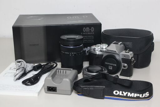 OLYMPUS/OM-D E-M10 Mark III/ダブルズームキット/ミラーレス一眼 ⑥