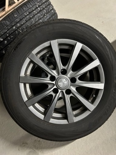 タイヤ、ホイール 215/60R16