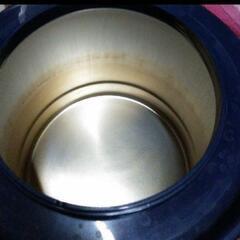 象印 保冷専用 8 L 入り 足つき ジャックポットです 象印
の画像