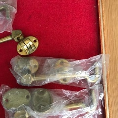 真鍮製アオリ留め　大約14センチ 5個セットの画像