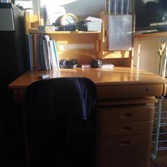 値下げ格安勉強机中古の画像