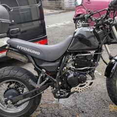 ヒョースンRT125Dの画像