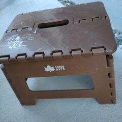 【取引中】アウトドア用折りたたみイスの画像