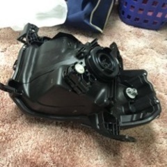 ホンダNバンヘッドライト新車外し の画像