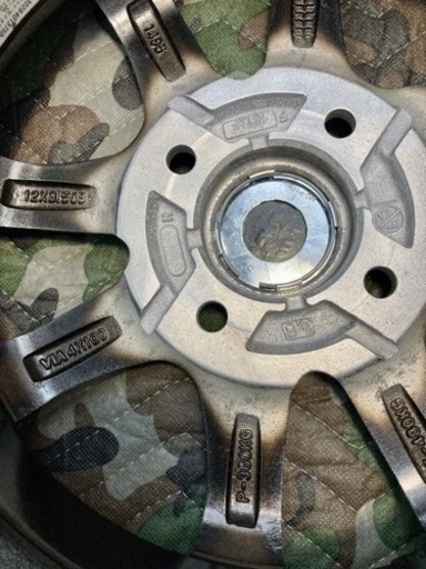 商談中」㉜軽トラ・箱バン用の新品ヨコハマのゴツゴツタイヤと中古 