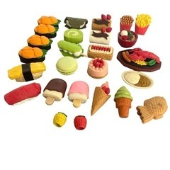 【未使用】消しゴム❤️多種　ボール　食品　動物　乗り物　日用品　未使用の画像