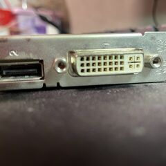 NVIDIA QUADRO K420(2GB)の画像