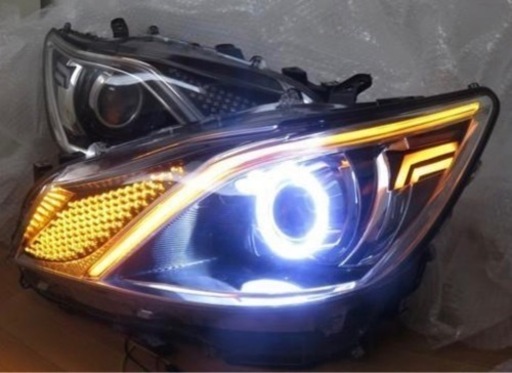 210クラウンヘッドライト