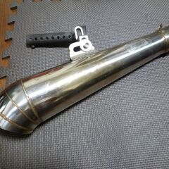 スリップオンマフラー コニカルタイプ？ インナーバッフル？サイレンサー？付きの画像