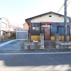珍しいシャッター付き大型ガレージを備えた２Ｋタイプ！車を愛するあ...