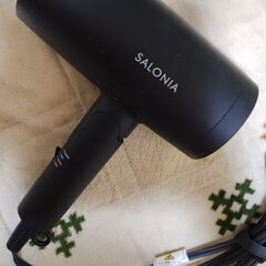 ●ジャンク品　SALONIA SL-013BK ヘアドライヤー