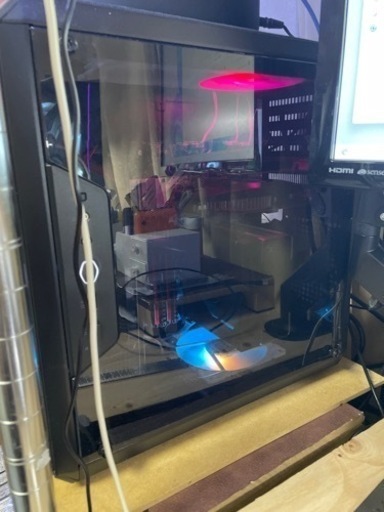 取引中　最終大赤字セール本日19時迄引取限定　自作ゲーミングPC　WIN11 　品薄入手困難ケース