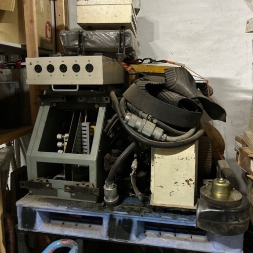発電機