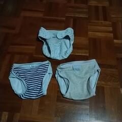子ども冬服80 90　　布おむつカバー75 80の画像