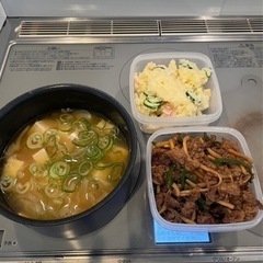 お客様のご自宅での調理代行の画像