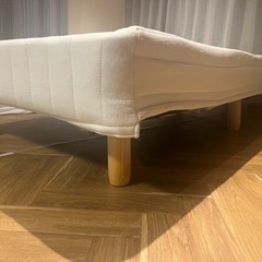 家具 足つきマットレス　ベッドの画像