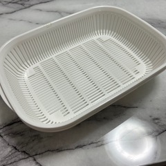 水切りカゴ　水筒など小物類など用ににいかがでしょうか