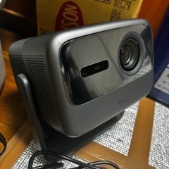 4K JMGO N1 ultra 3色レーザープロジェクターの画像