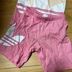 adidas セットアップ　100㎝の画像