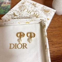 【正規品】PETIT CD ピアス ディオール パールの画像