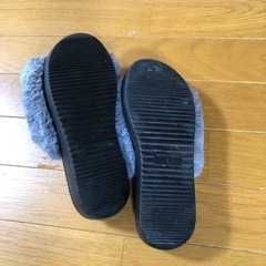 ファーサンダルの画像
