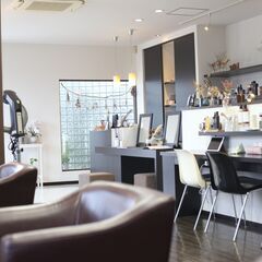 時給　1100～1800　得意分野を最大に生かせる【スタイリスト募集】