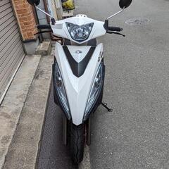 ◎低走行！1890km GP125Fiの画像