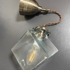 ペンダントライト　クアドラト　照明の画像