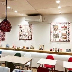 カフェホールスタッフ募集