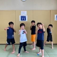 キッズキックボクシング教室の画像